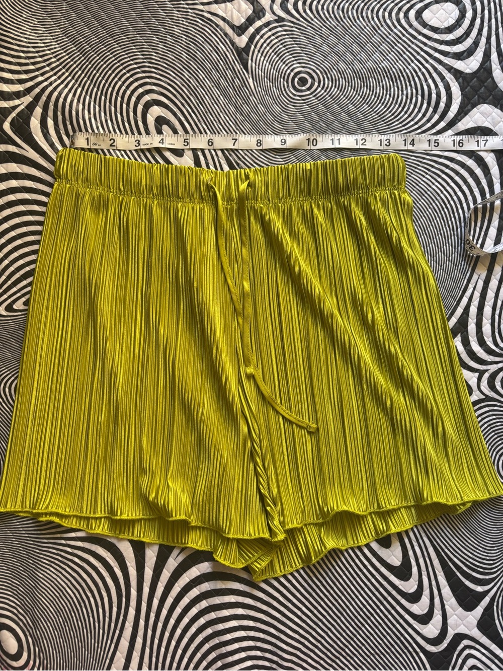 Women’s Pleated Lime Green Drawstring Shorts
